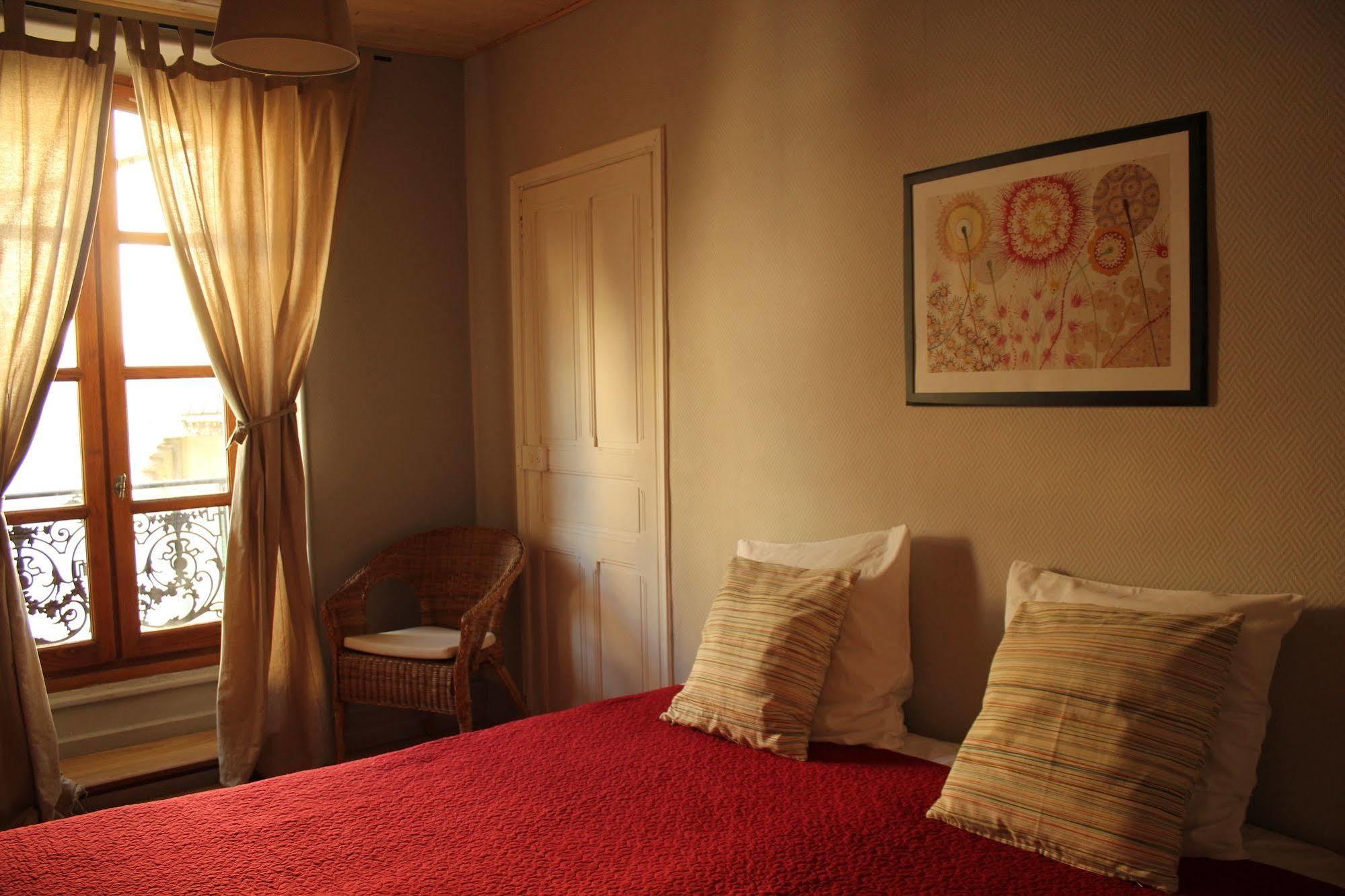 Отель Maison Maxil Massat Экстерьер фото